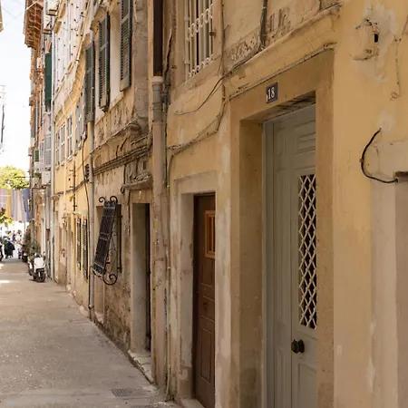 Petite Town Hall By Konnect, Old Corfu Town شقة *